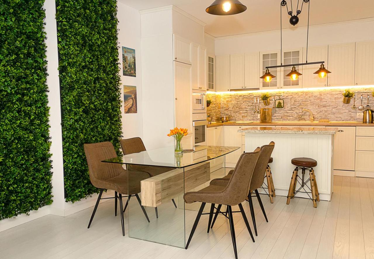 High-end 2bd In The Center Of By Flat Mаnager Apartment Varna